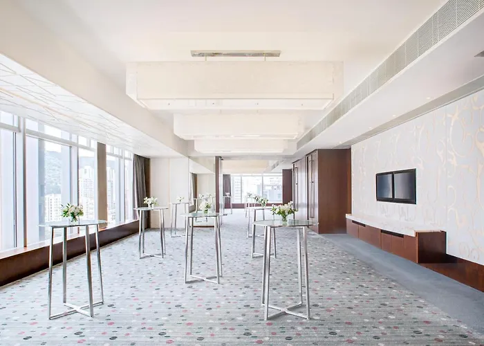 Nina Hotel Tsuen Wan West